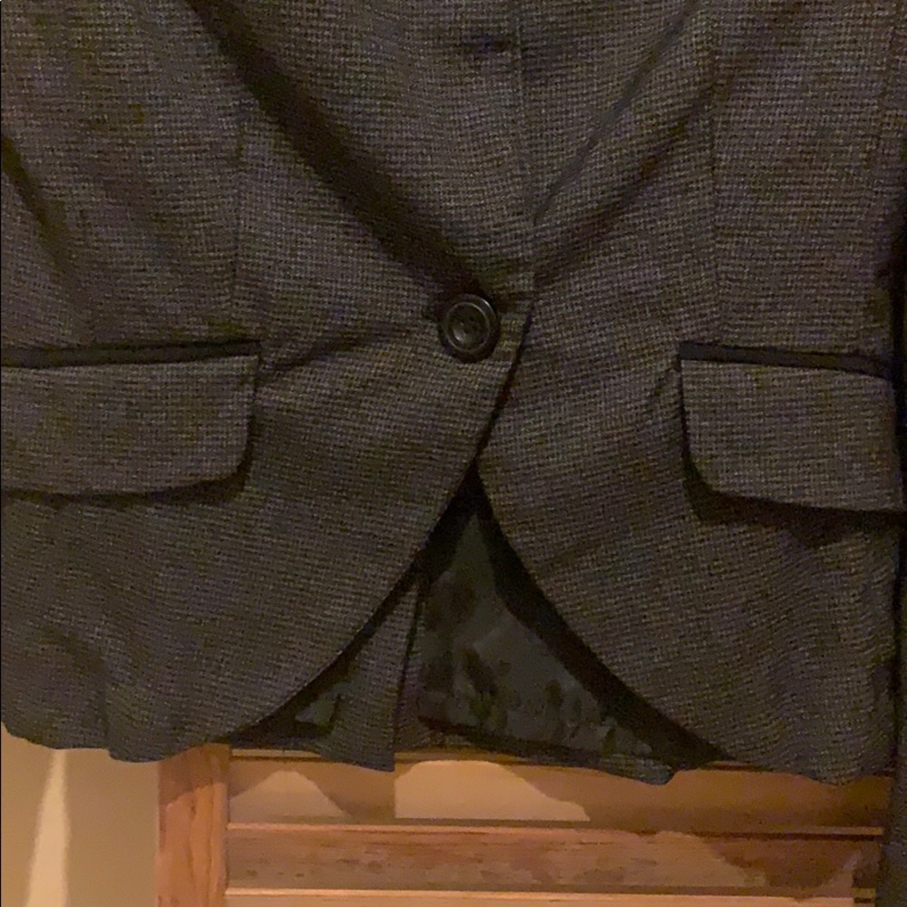 Used blazer - Picture 2 of 6